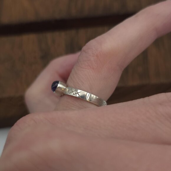 Size 7 Sterling Silver Fancy Scrolled Amethyst Ring A995 - Picture 3 of 8